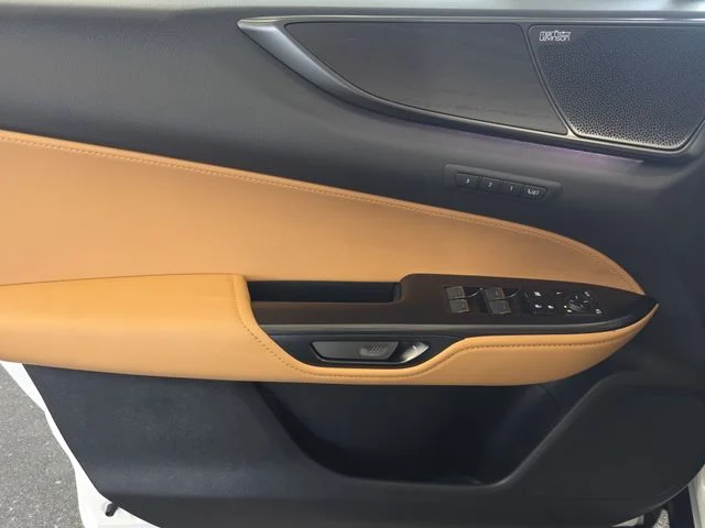 2026 Lexus NX 450h+ Luxury - Photo 25