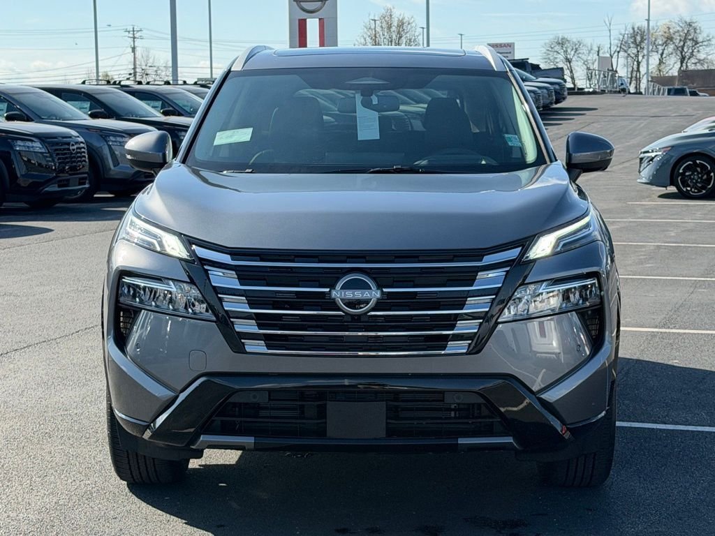 New 2026 Gun Metallic Nissan Platinum image 9