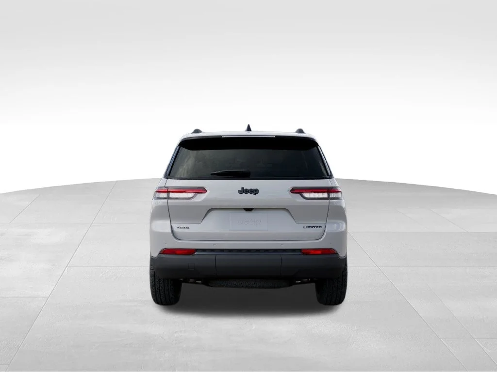 Used 2025 White Jeep Limited image 8