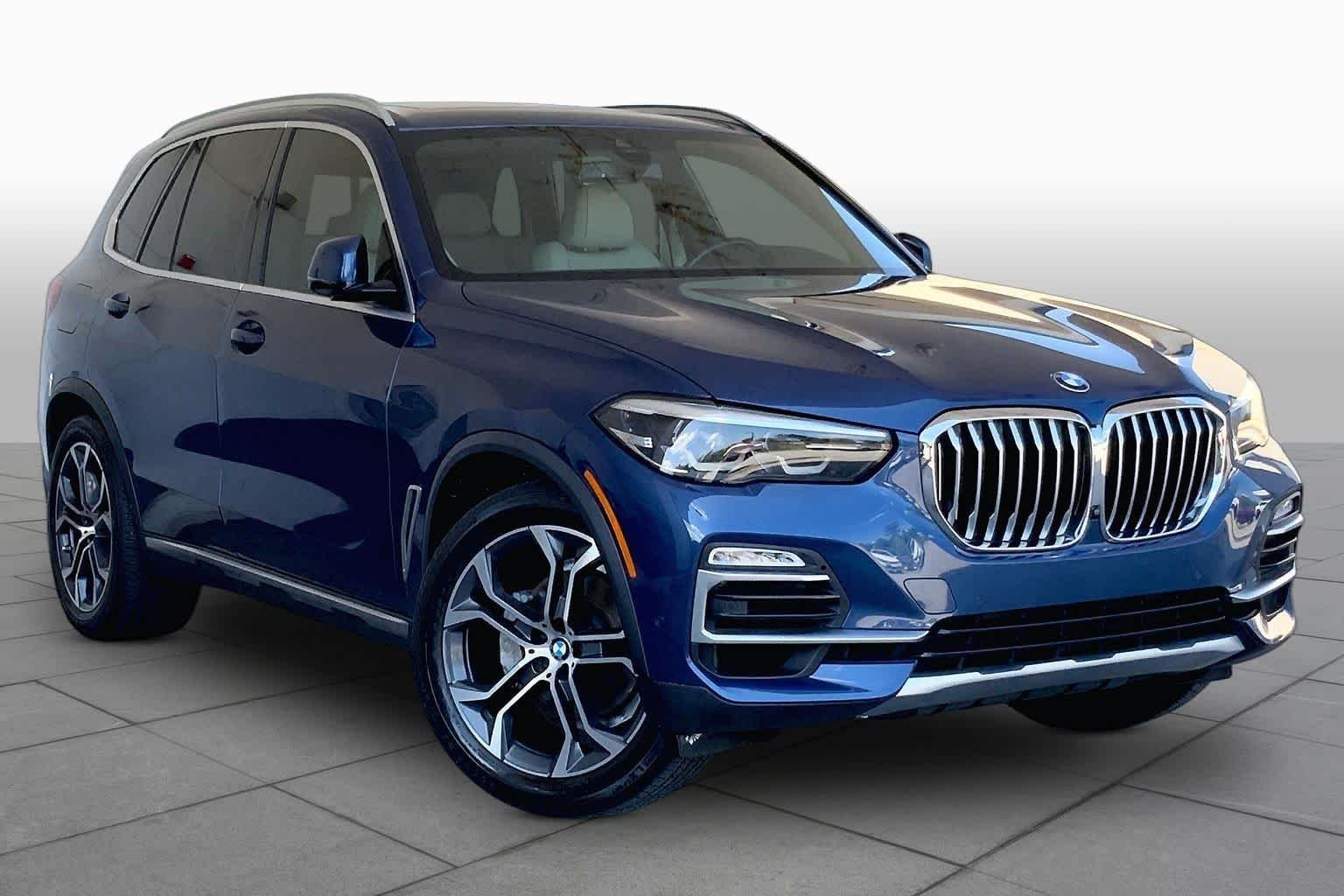 Used 2020 Phytonic Blue Metallic BMW xDrive40i image 3
