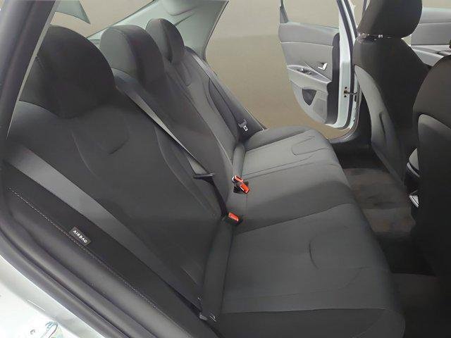 New 2026 White Hyundai SE image 18