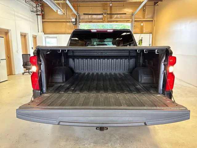 Used 2022 Gray Chevrolet LT image 24
