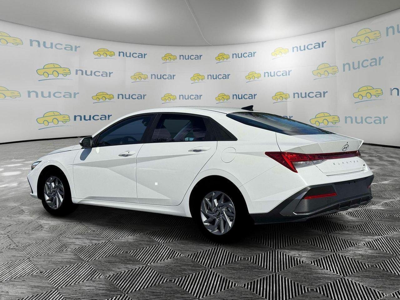 New 2026 Serenity White Hyundai Blue image 4