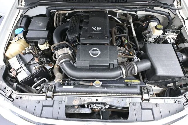 2014 Nissan Frontier SV - Photo 42