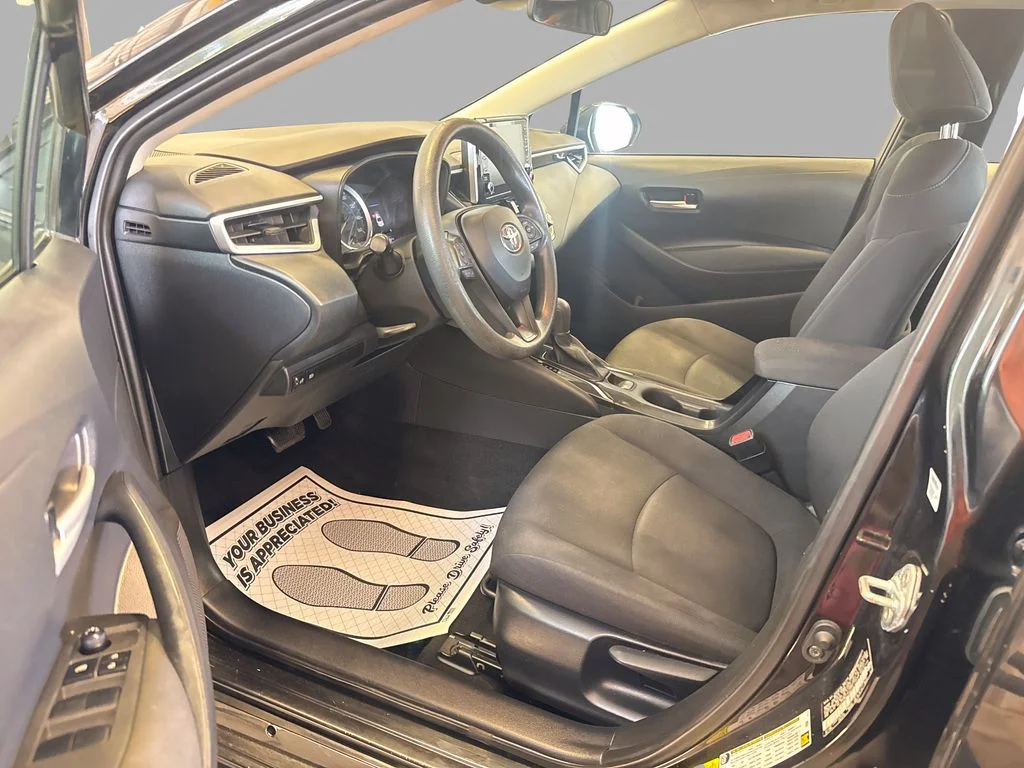 2021 Toyota Corolla LE - Photo 13