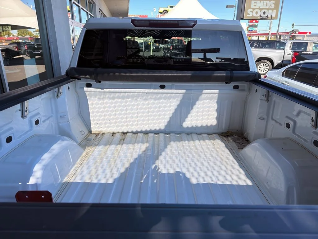 Used 2020 Summit White Chevrolet LT image 6