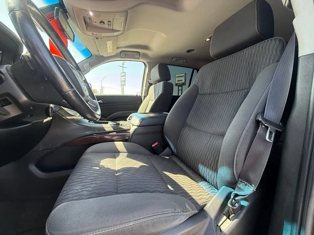 Used 2015 IRIDIUM METALLIC GMC SLE image 31