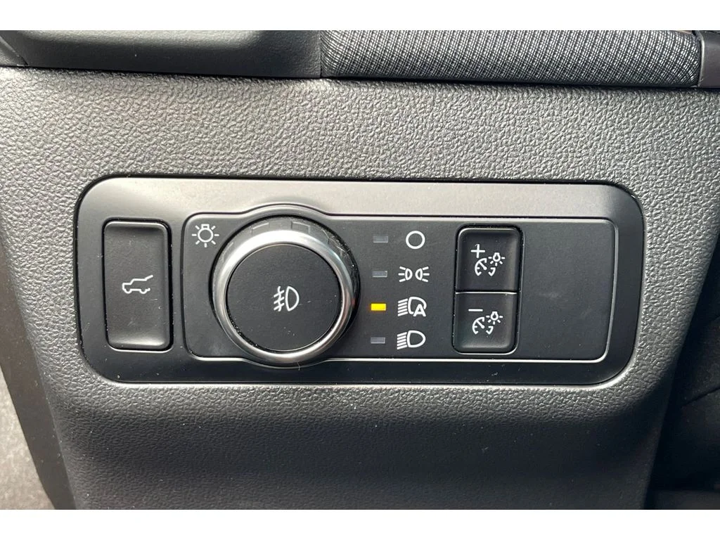 Used 2023 Cactus Gray Ford Outer Banks image 40