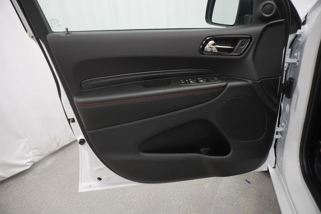 New 2026 White Knuckle Clear-Coat Exterior Paint Dodge GT image 28