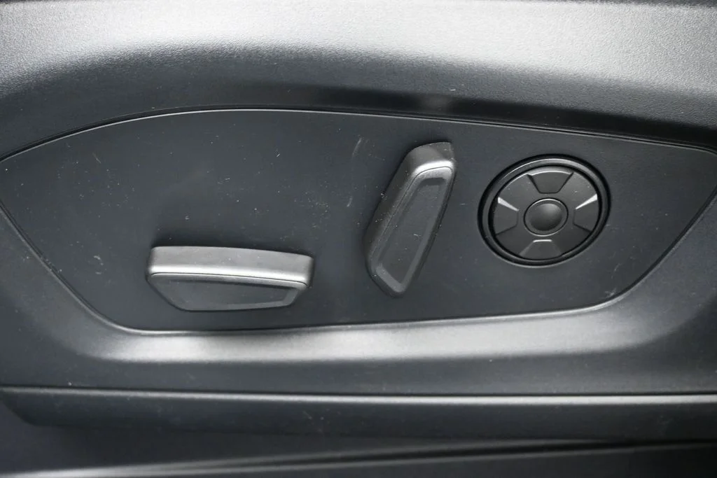 New 2026 Carbonized Gray Metallic Ford Platinum image 10