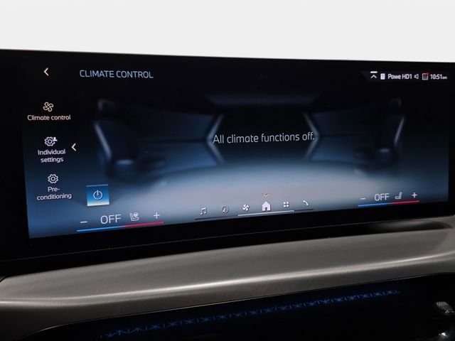 Used 2025 Black Sapphire Metallic BMW xDrive40 image 20