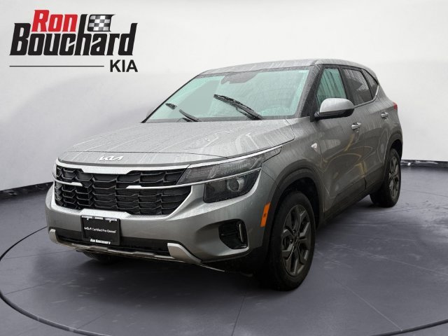 Used 2024 Gray Kia LX image 5
