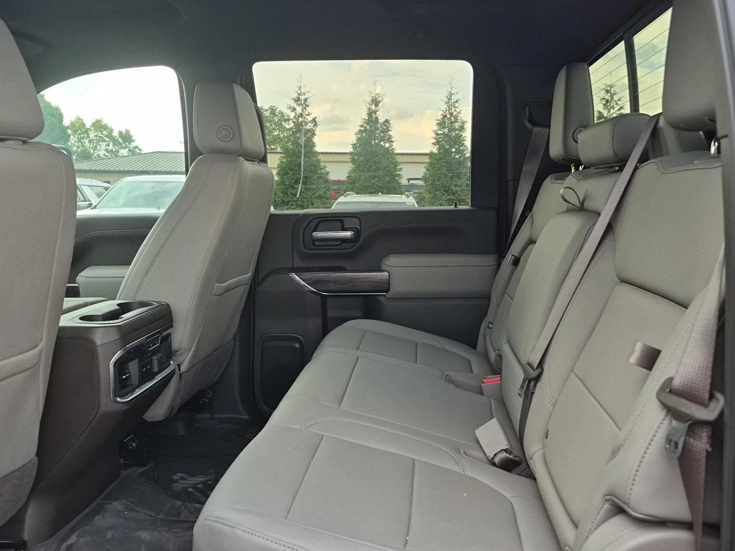 Used 2022 Cherry Red Tintcoat Chevrolet LTZ image 9