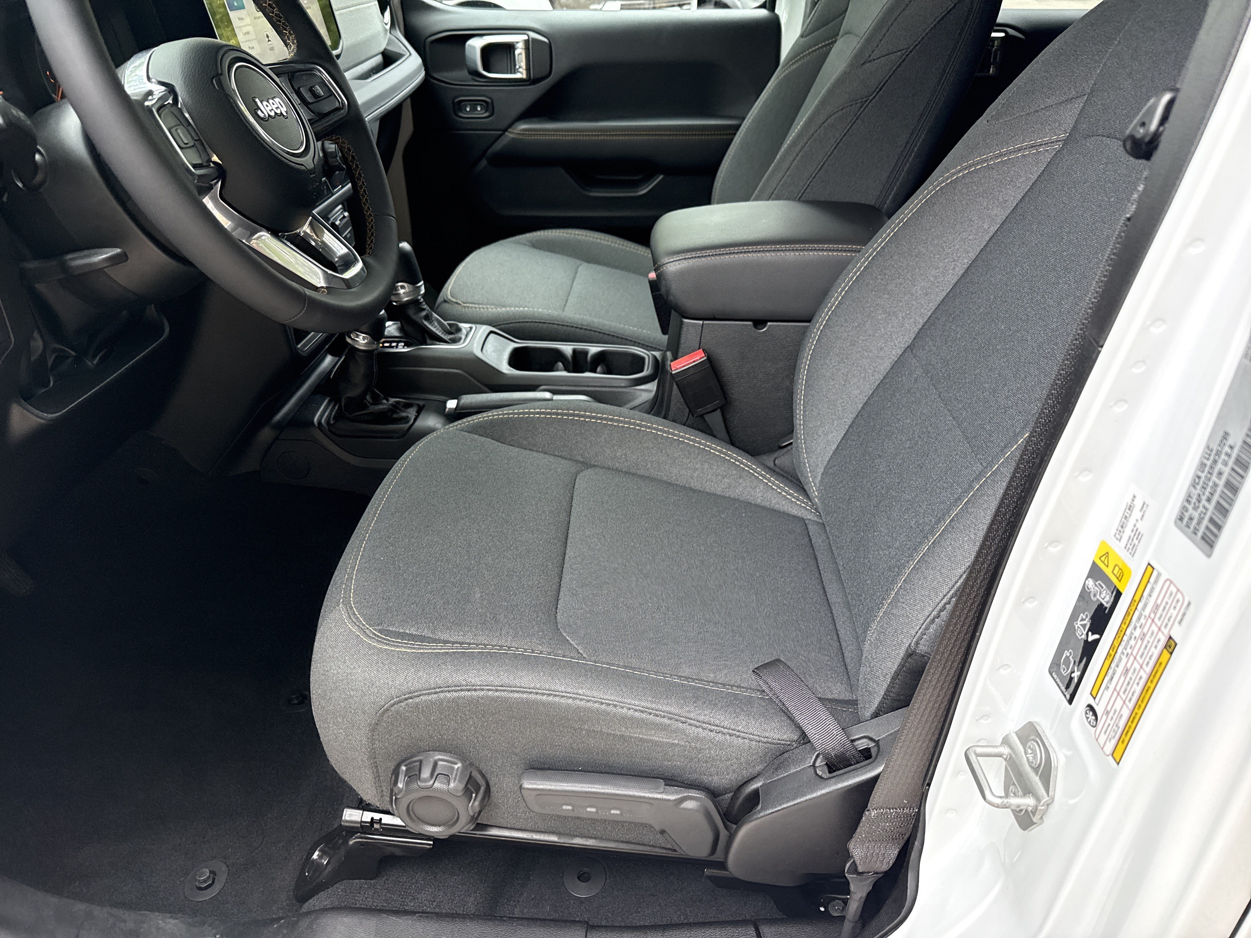 Used 2024 Bright White Clearcoat Jeep Sahara image 9