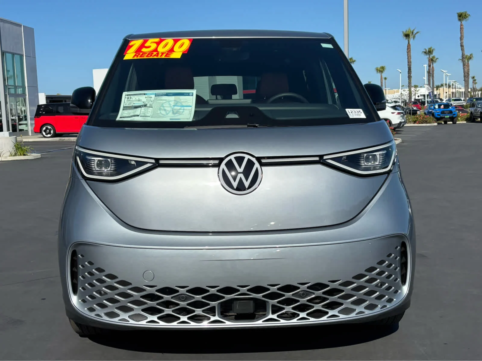 New 2025 Metro Silver Metallic Volkswagen Pro S image 5