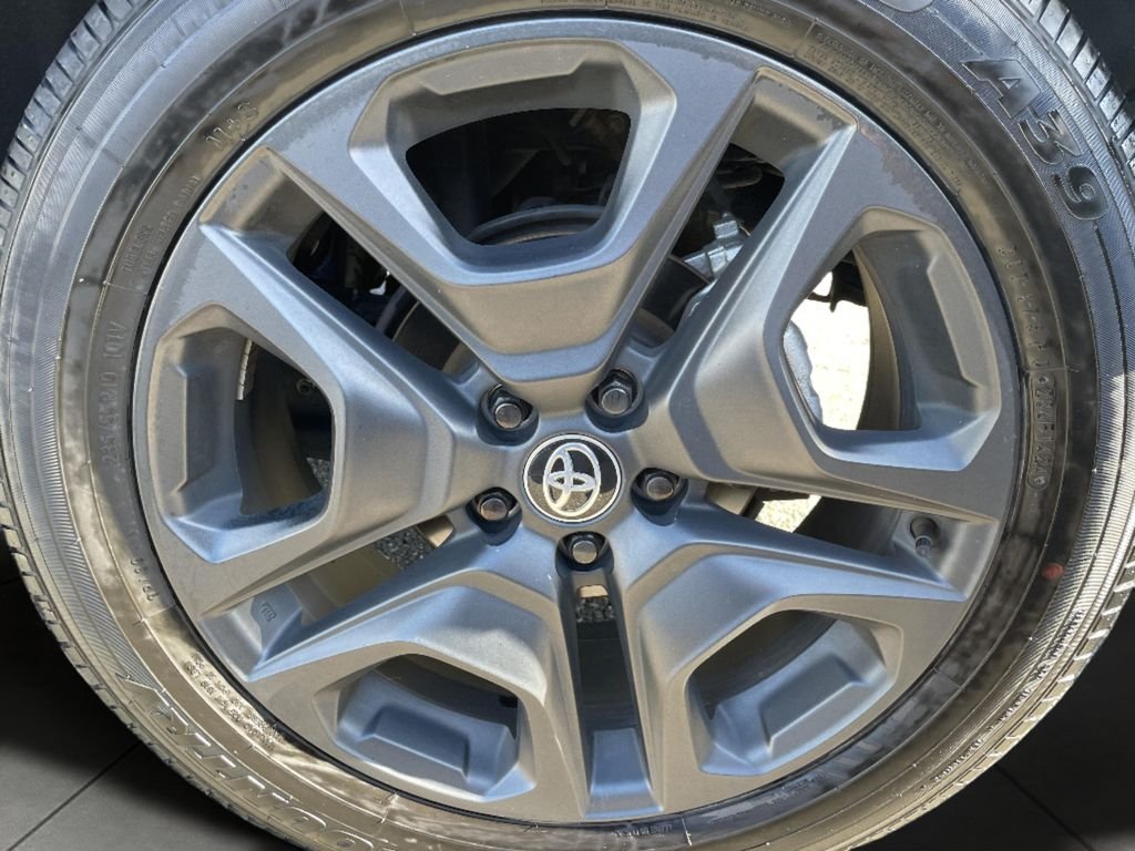 Used 2024 White Toyota Adventure image 27