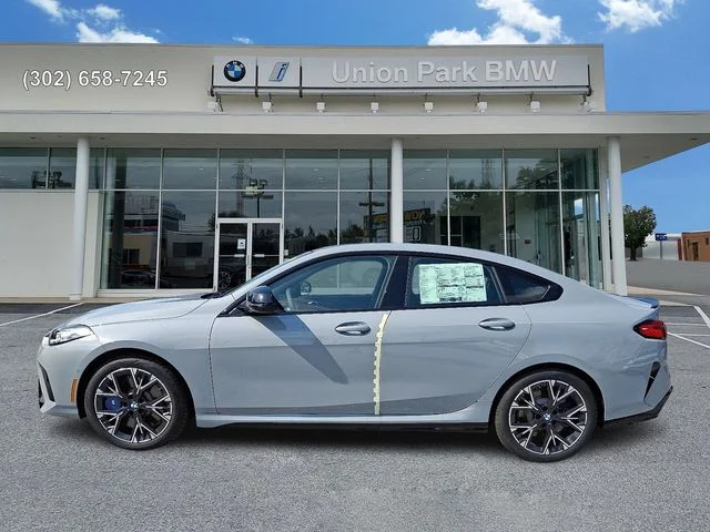 2025 BMW 2 Series M235 - Photo 7