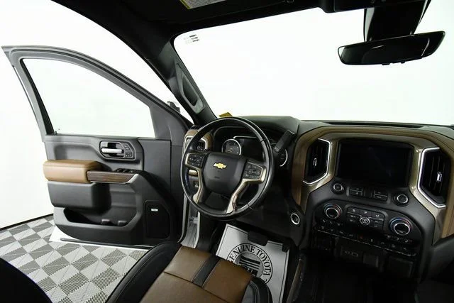 2022 Chevrolet Silverado 3500HD High Country - Photo 20