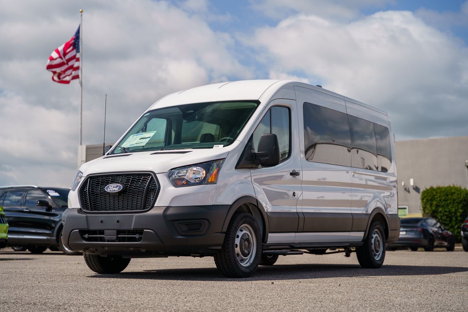 New 2026 Oxford White Ford Passenger Van XL image 3