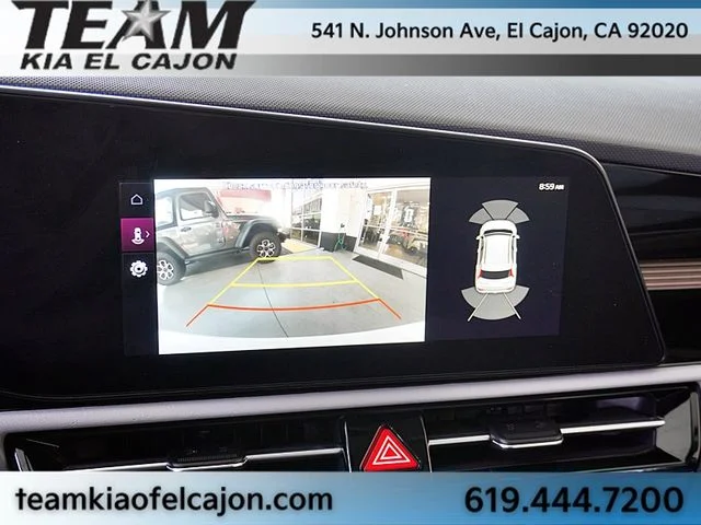 Certified Used 2023 White Kia Wave image 27