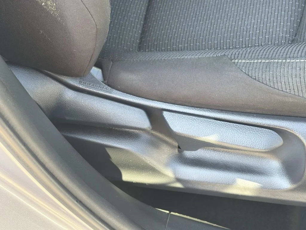 Used 2019 Silver Knockout Metallic Toyota XLE image 28