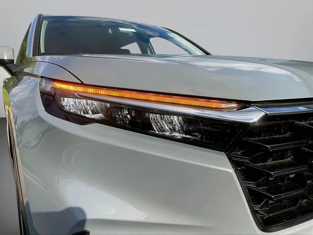 Used 2024 Lunar Silver Metallic Honda EX image 32