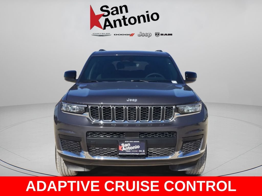 New 2025 Baltic Gray Metallic Clear-Coat Exterior Paint Jeep Laredo image 4