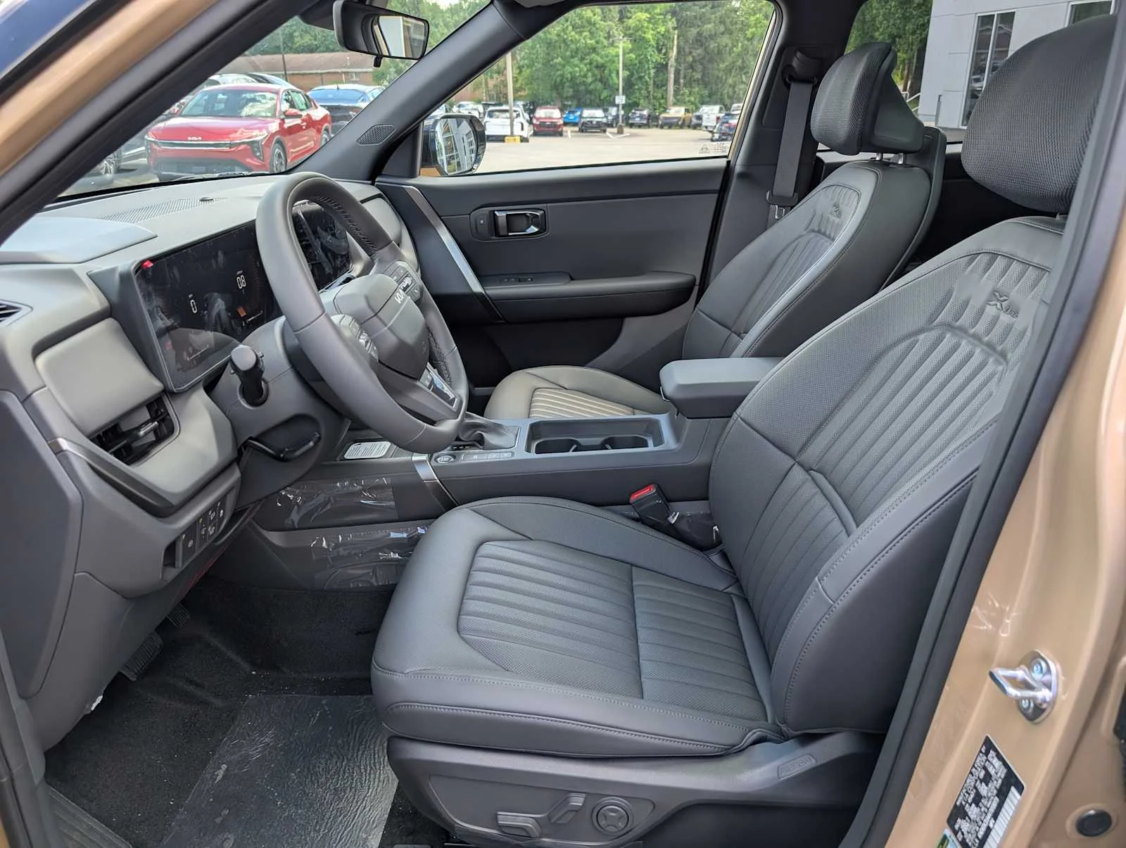 New 2027 Terrain Brown Kia X-Line S image 4