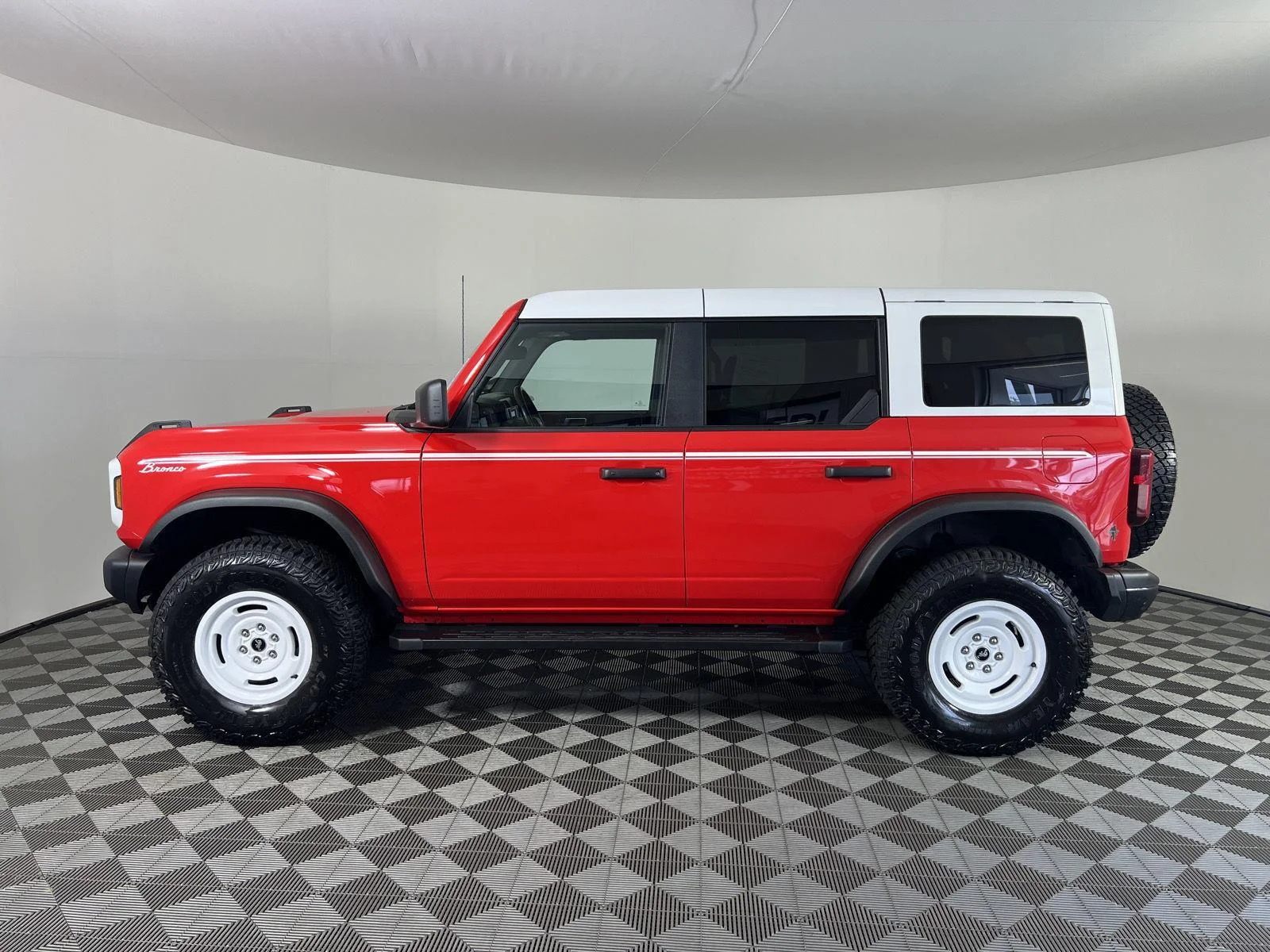 Used 2023 Race Red Ford Heritage Edition image 28