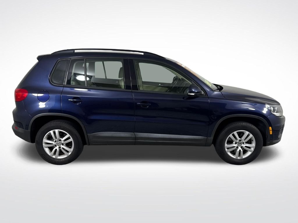 Used 2016 Volkswagen Tiguan S with VIN WVGAV7AX6GW525528 for sale in Clermont, FL