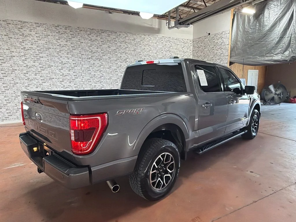 Used 2023 Gray Ford XLT image 7