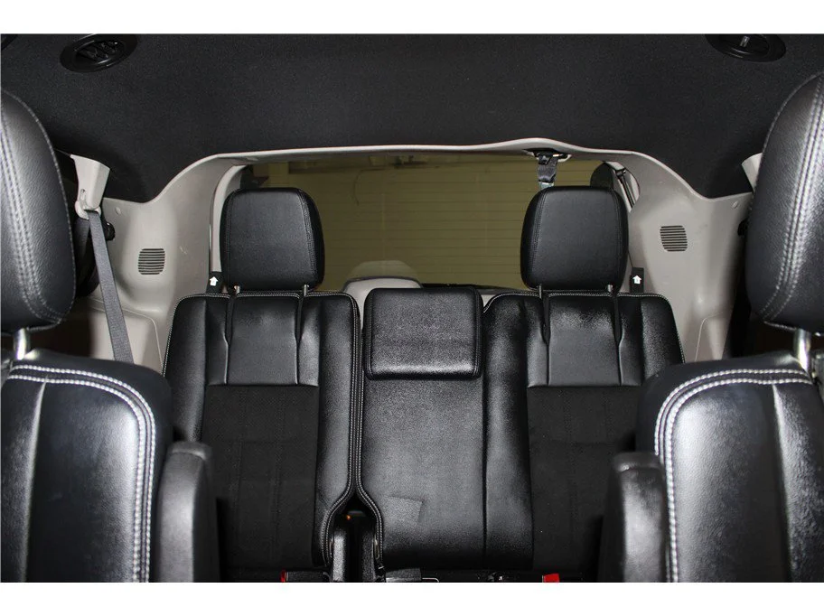 Used 2019 White Knuckle Clearcoat Dodge SXT image 16