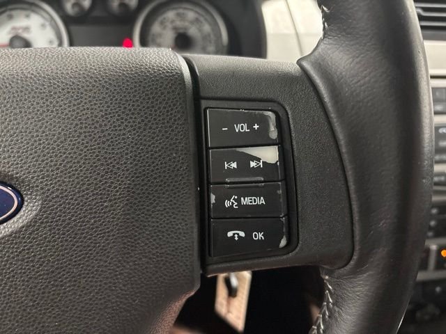 2010 Ford Focus SEL - Photo 15