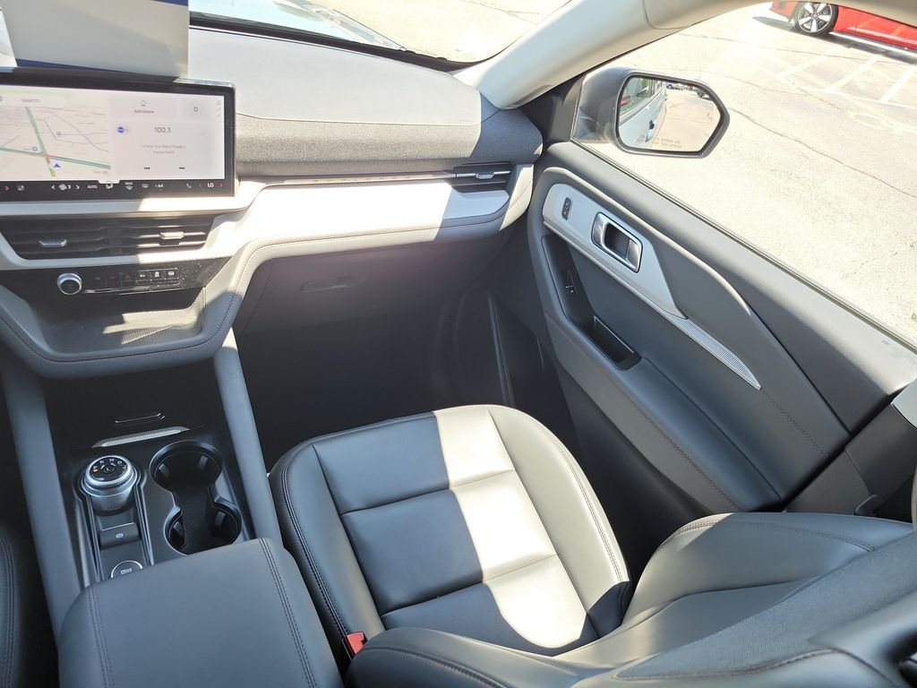 Certified Used 2025 Blue Ford Active image 14