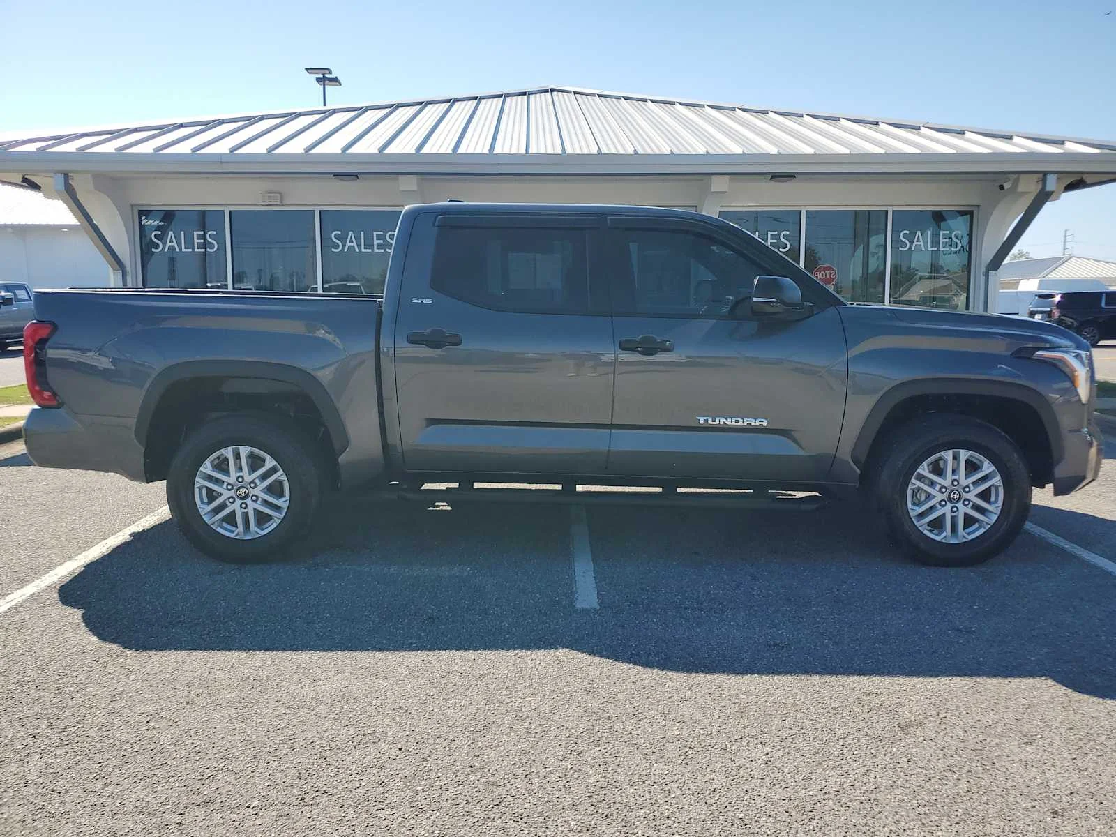 Used 2025  Toyota SR image 9
