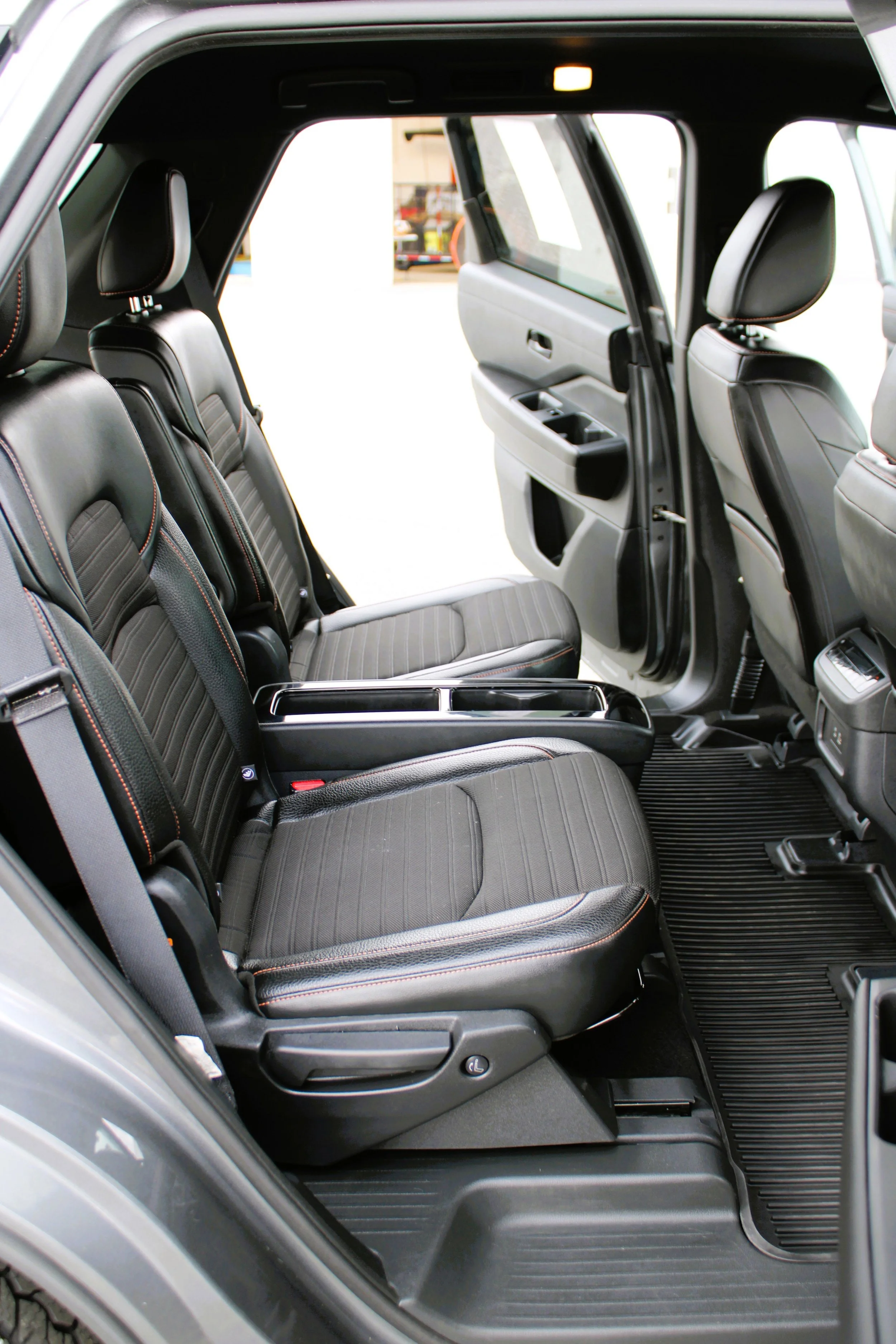 Used 2023 Gun Metallic Nissan Rock Creek image 15