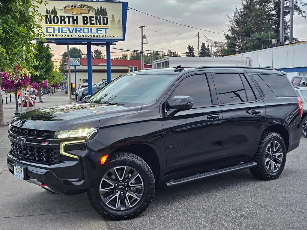 Used 2023 Black Chevrolet Z71 image 1