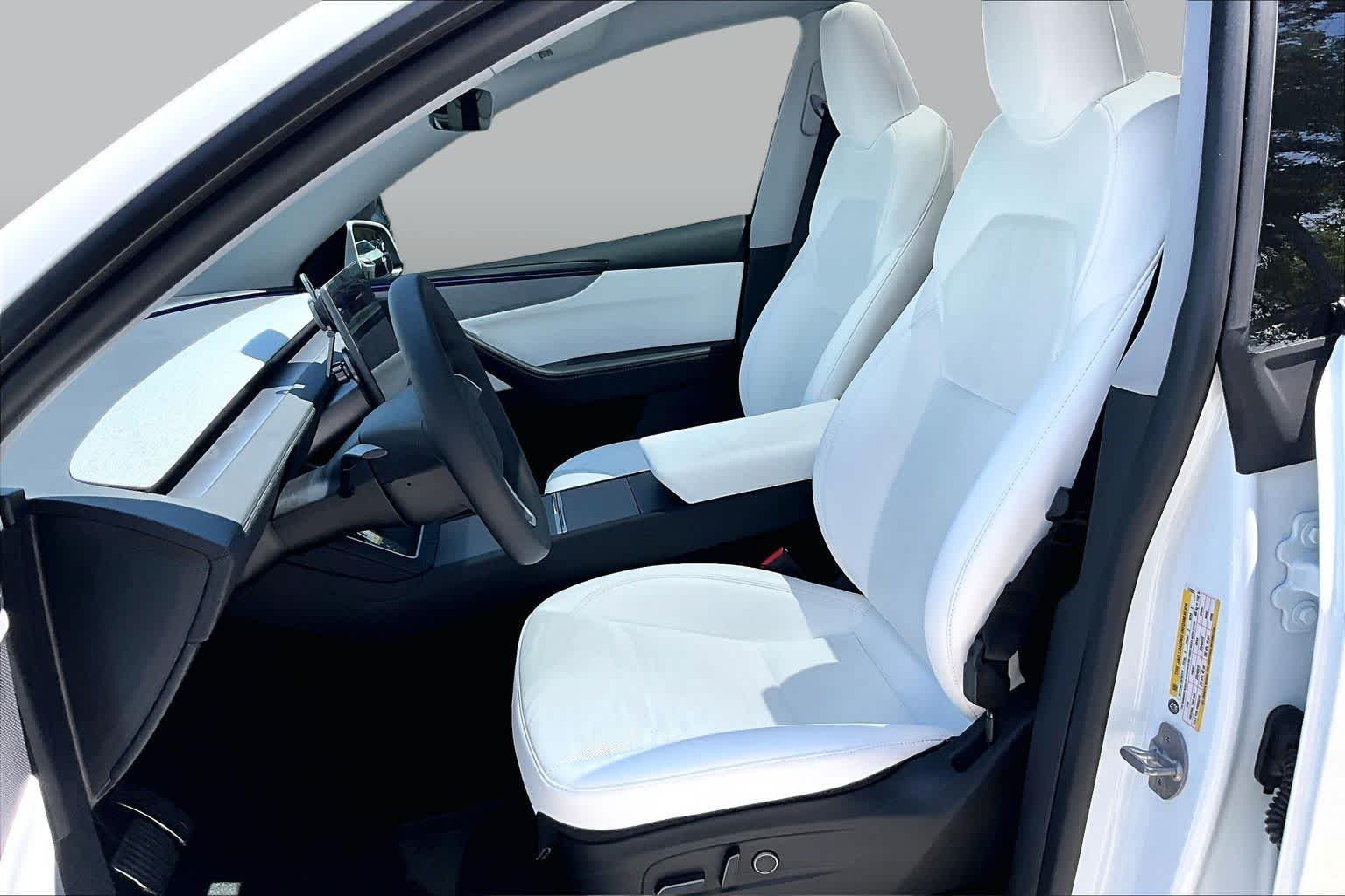 Used 2026  Tesla  image 7
