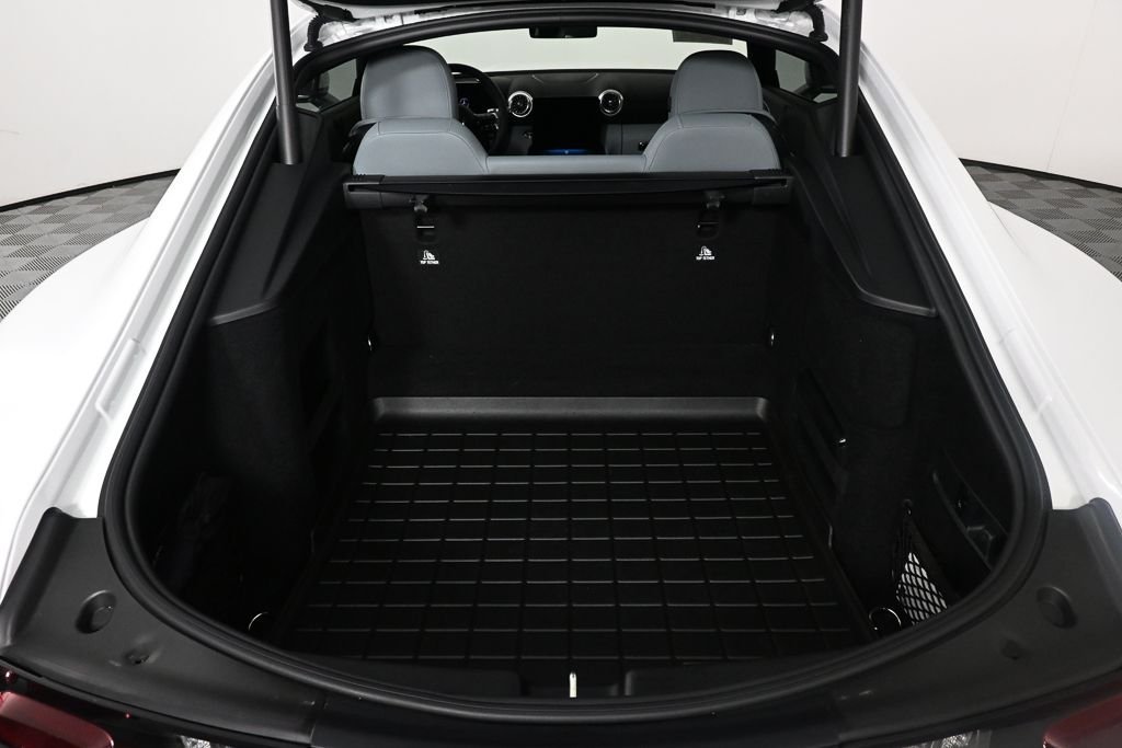 Certified Used 2025  Mercedes-Benz Base image 26