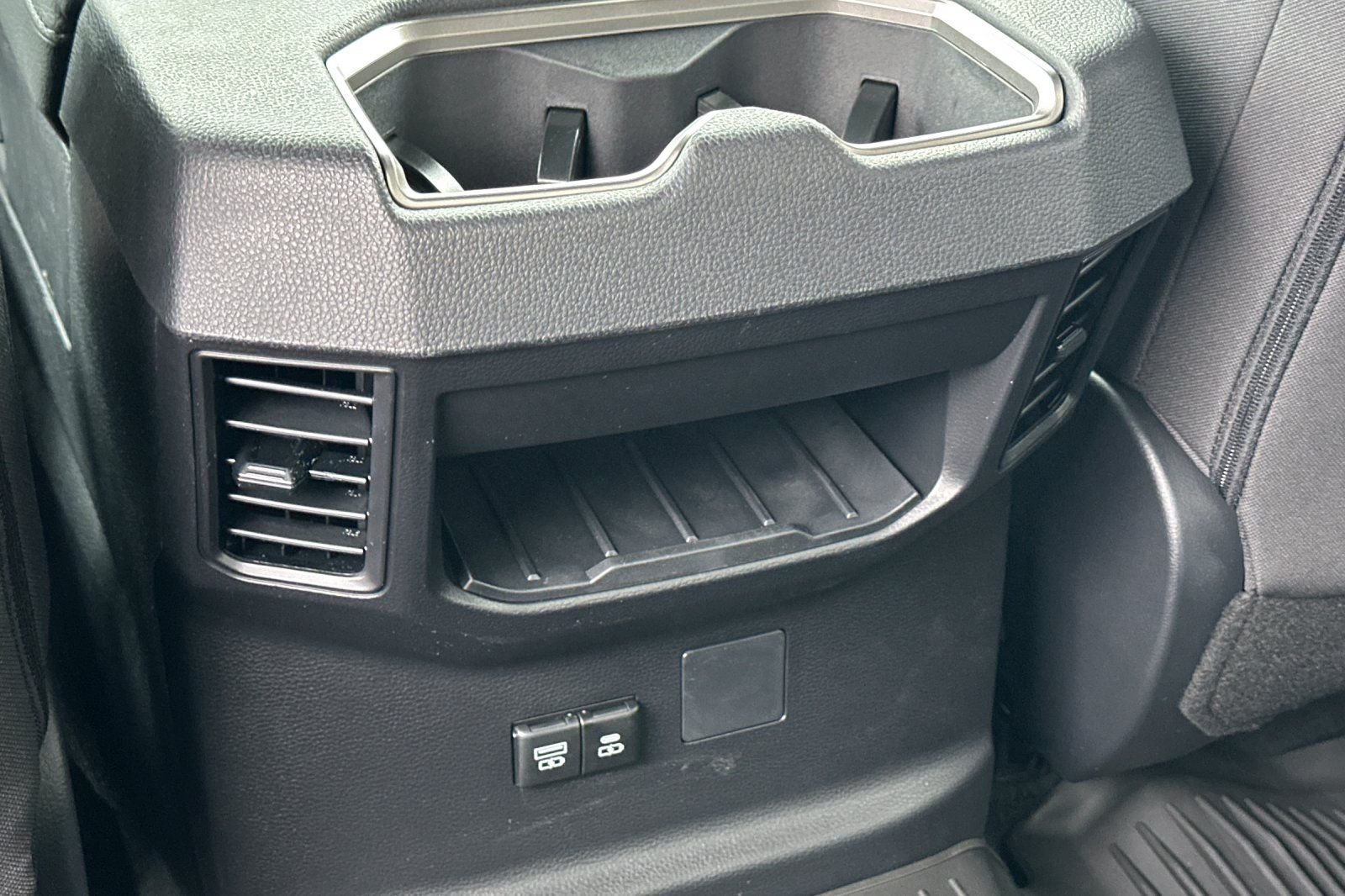 2026 Toyota Tundra SR5 - Photo 13