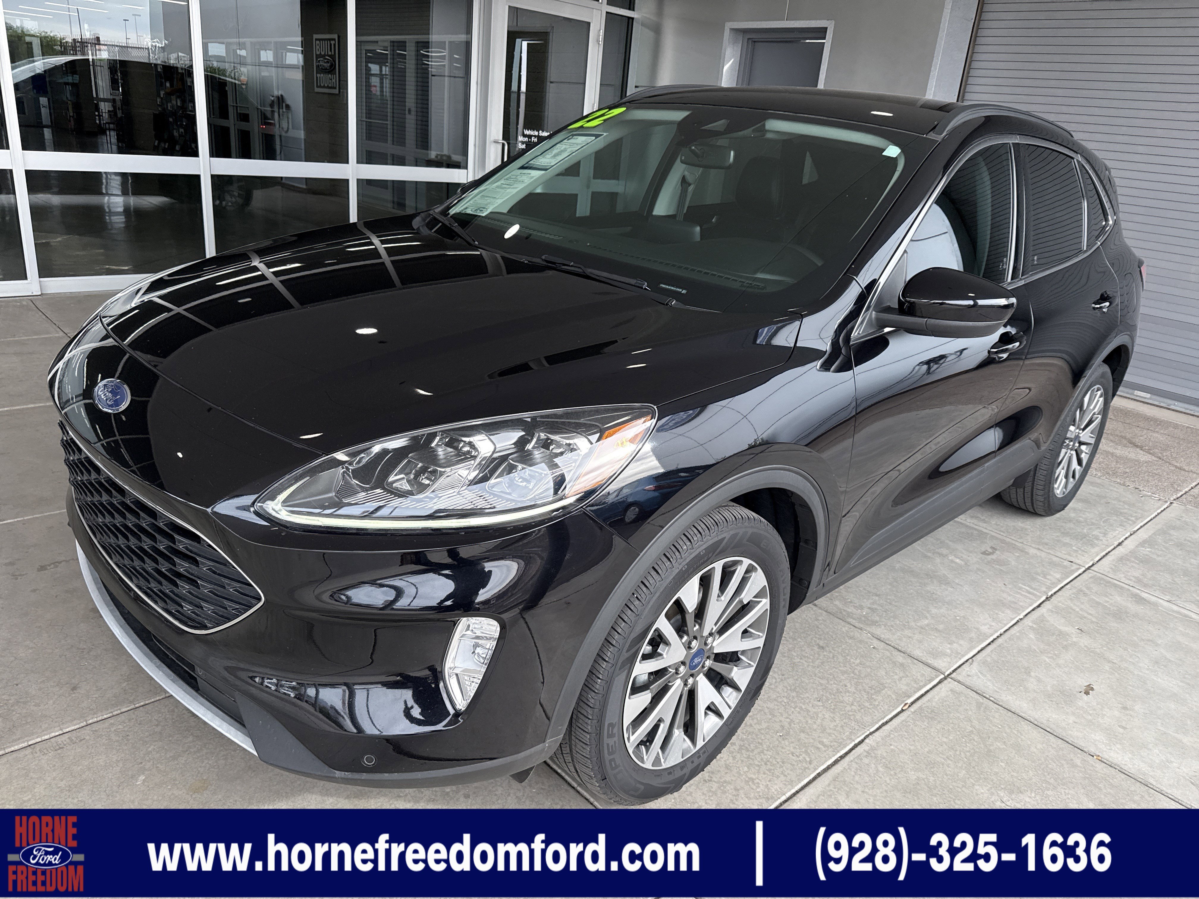2022 Ford Escape Titanium AWD's photo