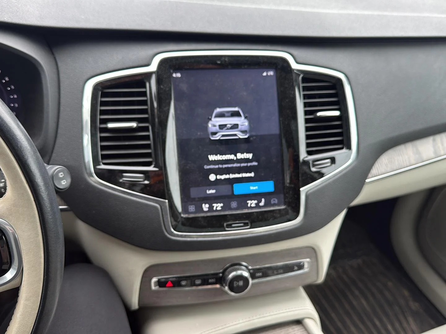 Used 2023 Crystal White Metallic Volvo Plus image 19