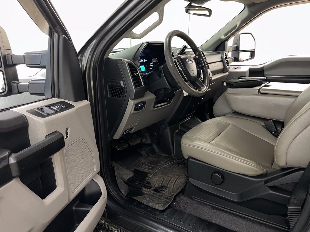 Used 2020 Gray Ford XL image 18