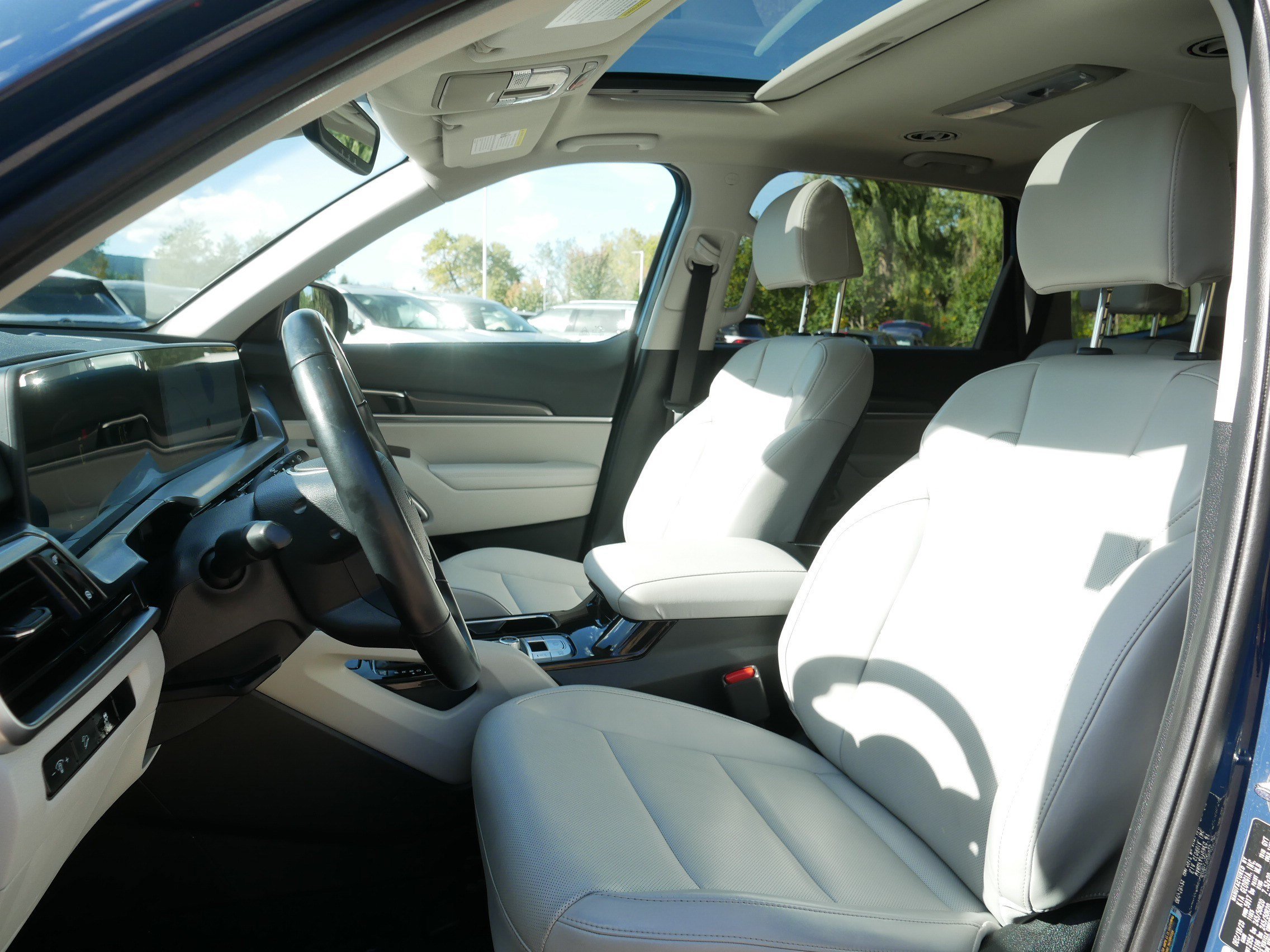 Certified Used 2024 Midnight Lake Blue Kia S image 35