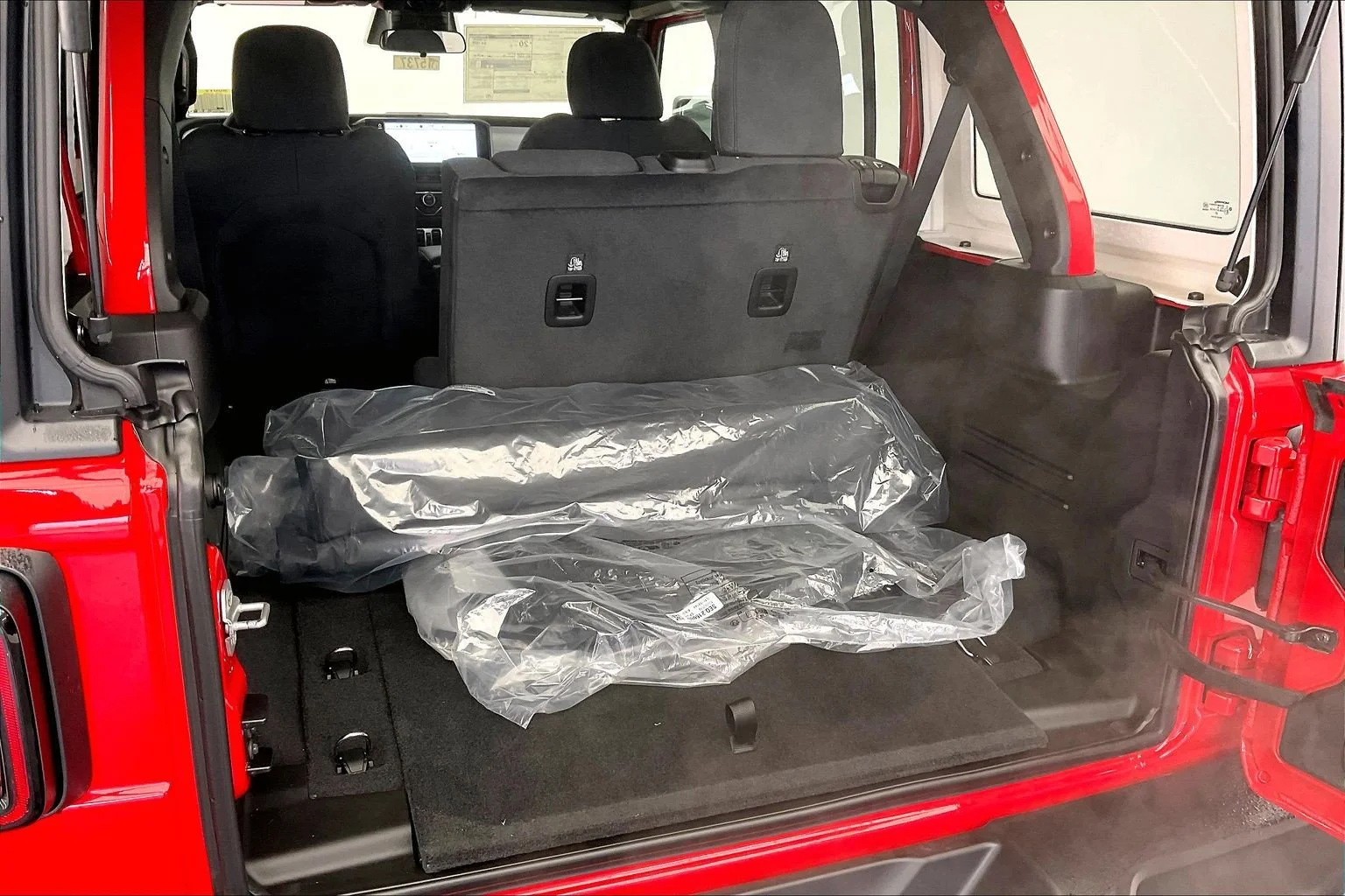 2026 Jeep Wrangler 4-Door Willys - Photo 11