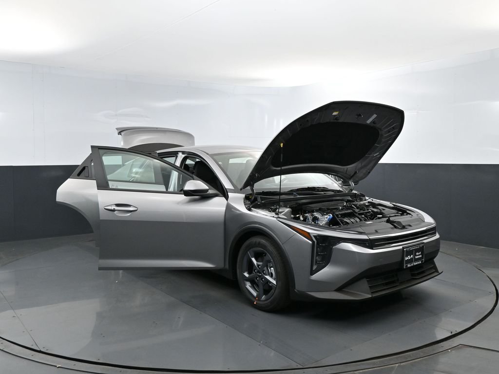 New 2026 Steel Gray Kia LXS image 27