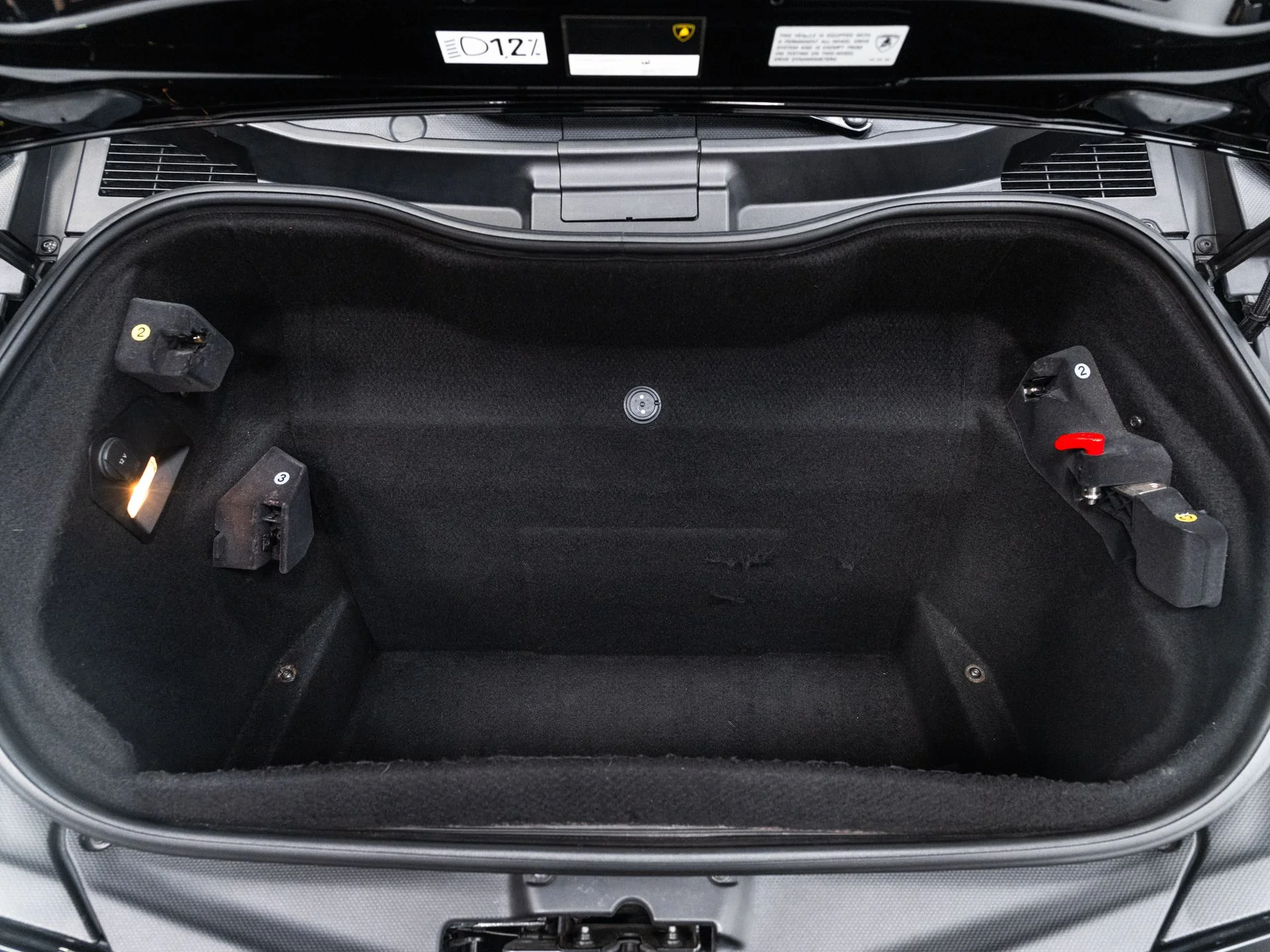Used 2014  Lamborghini Roadster image 53