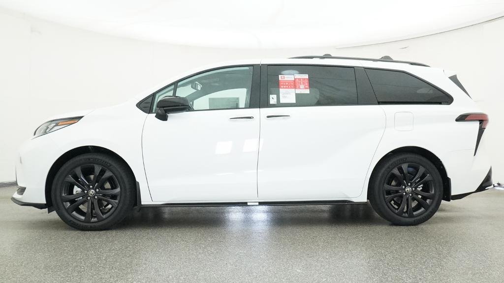New 2026 Ice Cap Toyota XSE image 2