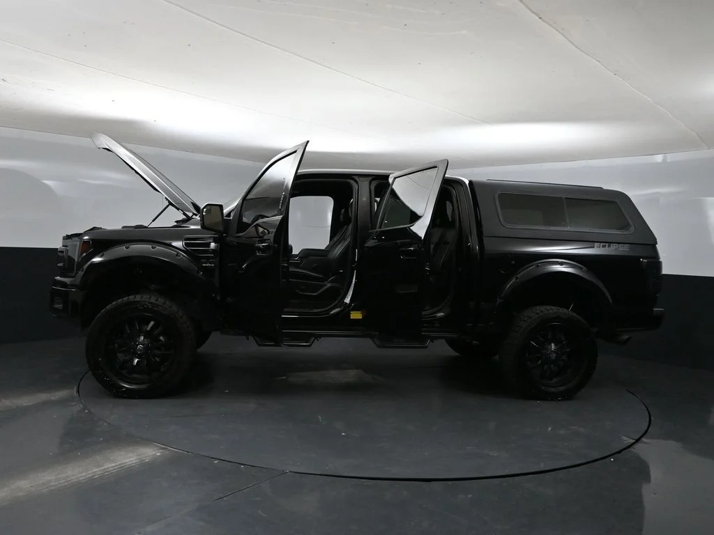Used 2020 Black Ford XLT image 40