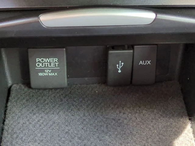 Used 2017  Acura Technology Package image 23